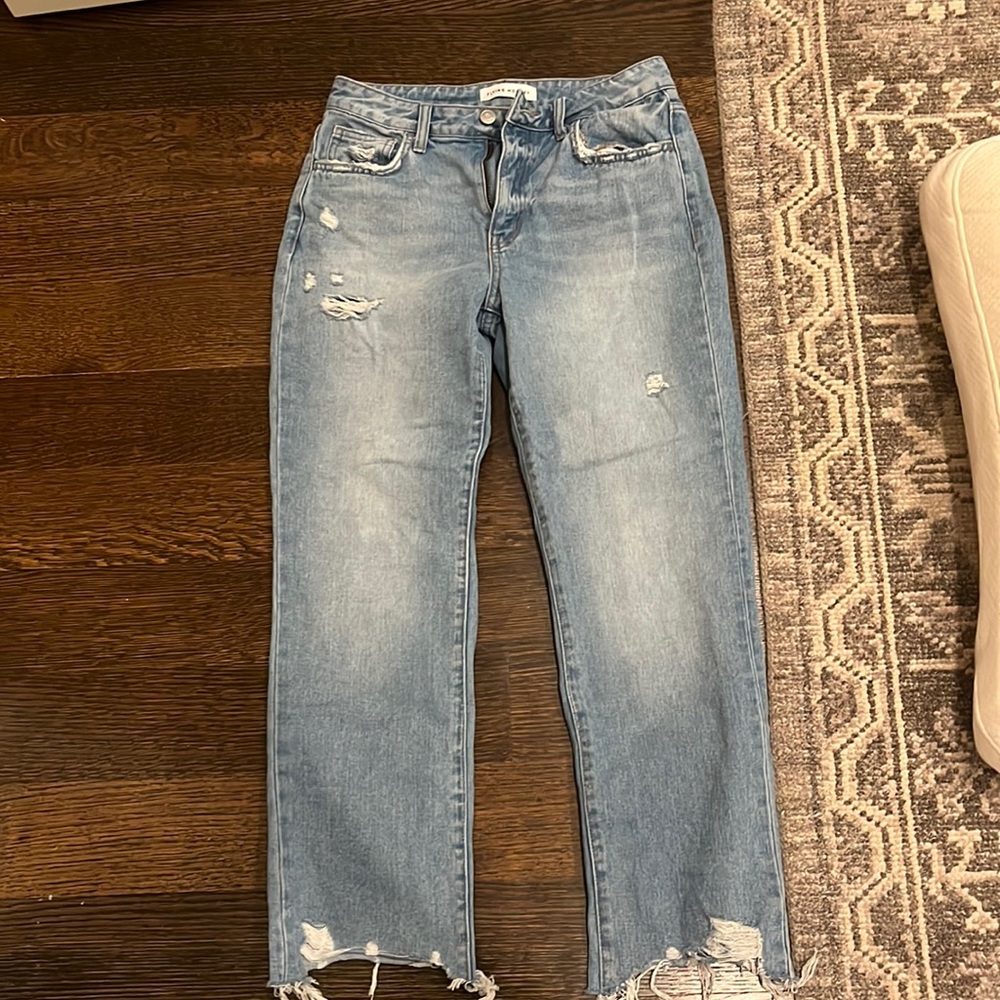 Flying monkey straight leg jeans. Women’s size 26.